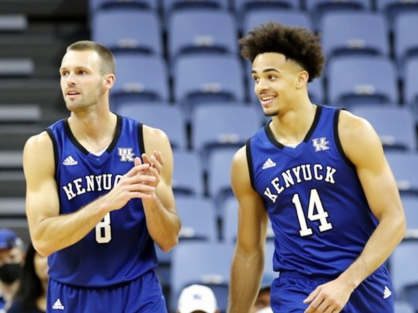 Comment les basketteurs peuvent-ils utiliser la technologie de suivi de mouvement pour analyser et améliorer leur technique de tir?